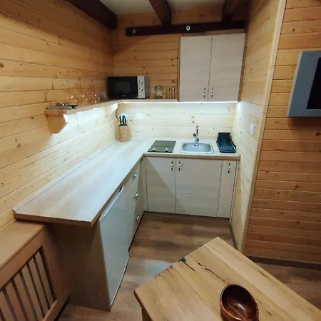 Eliska Dreveny Raj *